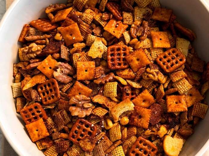 Moribyan’s Honey Walnut Gochujang Snack Mix