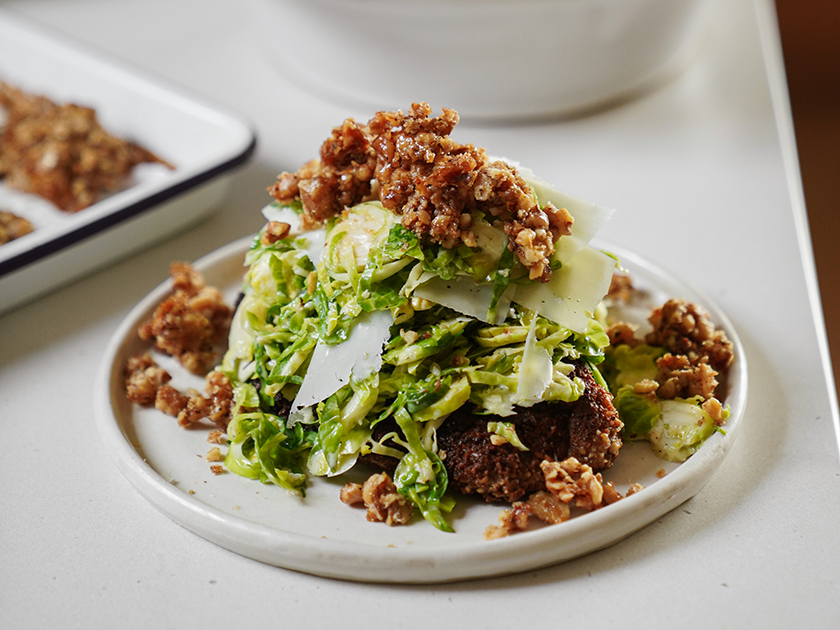 Walnut-Crusted Steak Cutlets